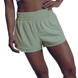 CALIA by Carrie Underwood Light Green High Rise Step Up Shorts 3 Inch 44.00 NEW